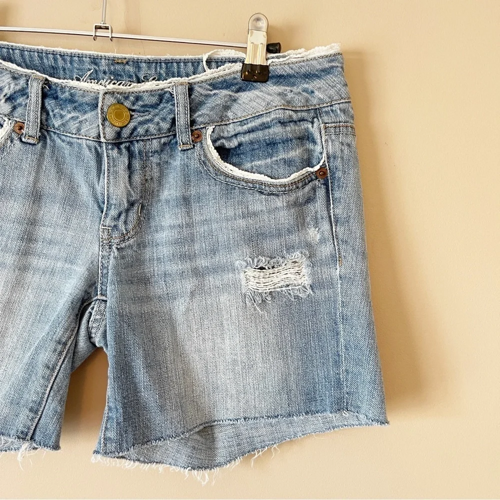 AMERICAN EAGLE | Denim Lace Trim Denim Shorts Sz 4